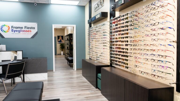 How to Buy Prescription Glasses Online: A Complete Guide
